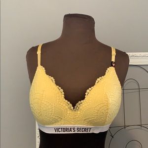 NWT! Victoria’s Secret Bra
